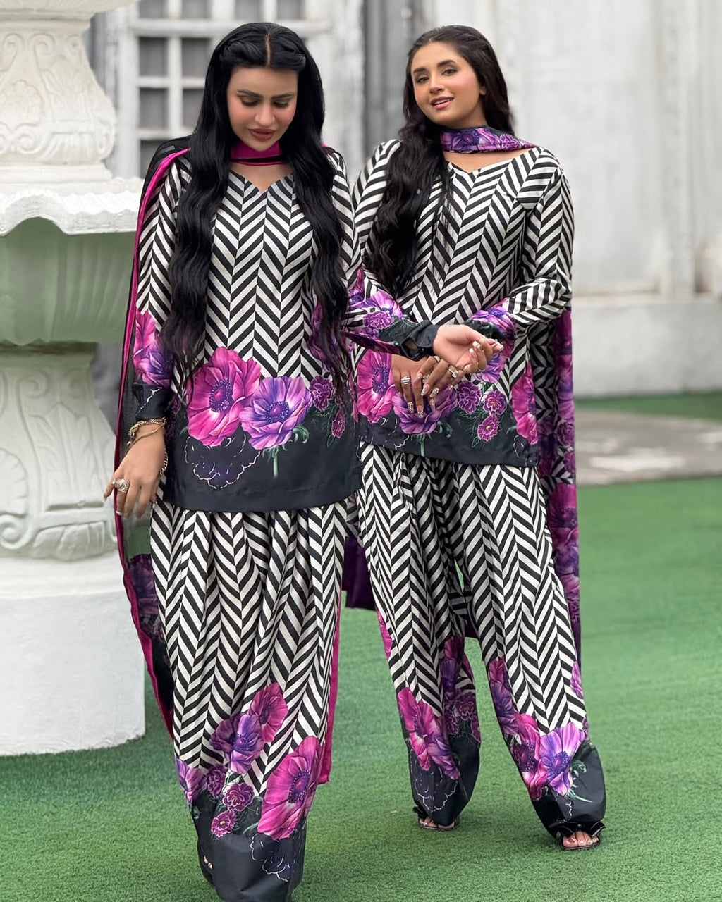 Floral DIgital 2pc