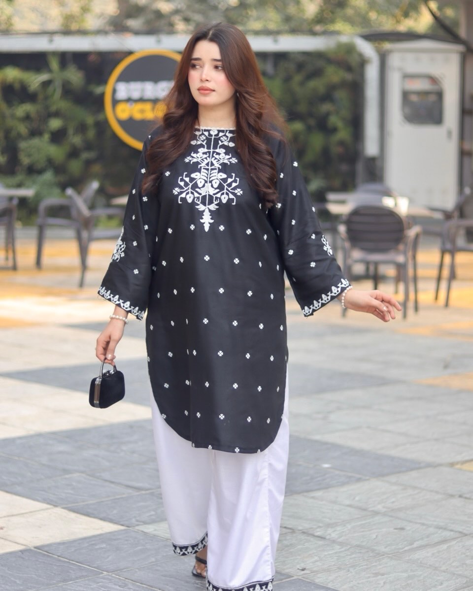 Black Pearl Emb 2Pc
