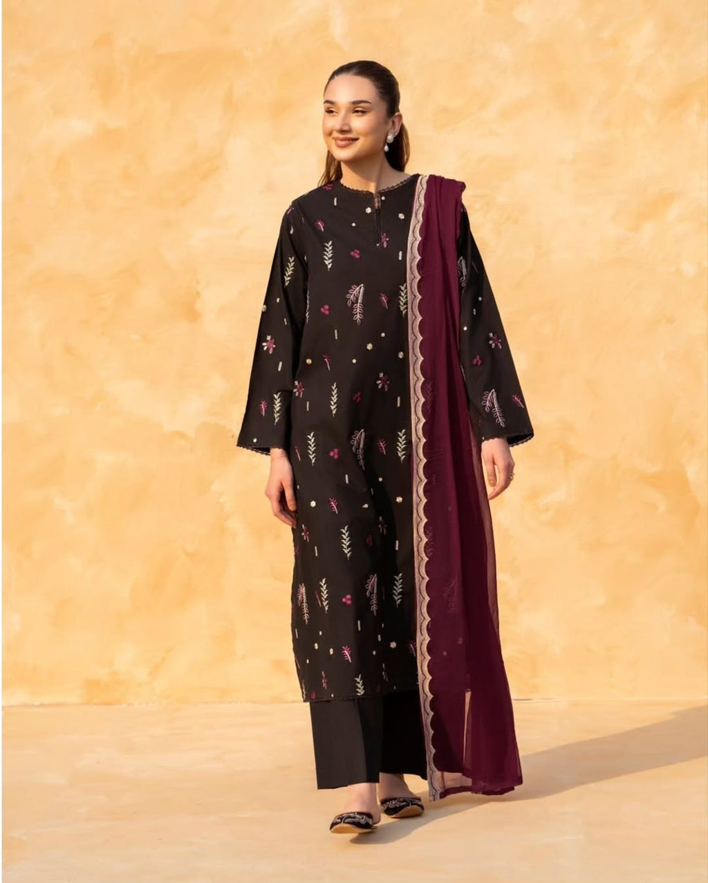 Black Aura Embroidered 2Pc